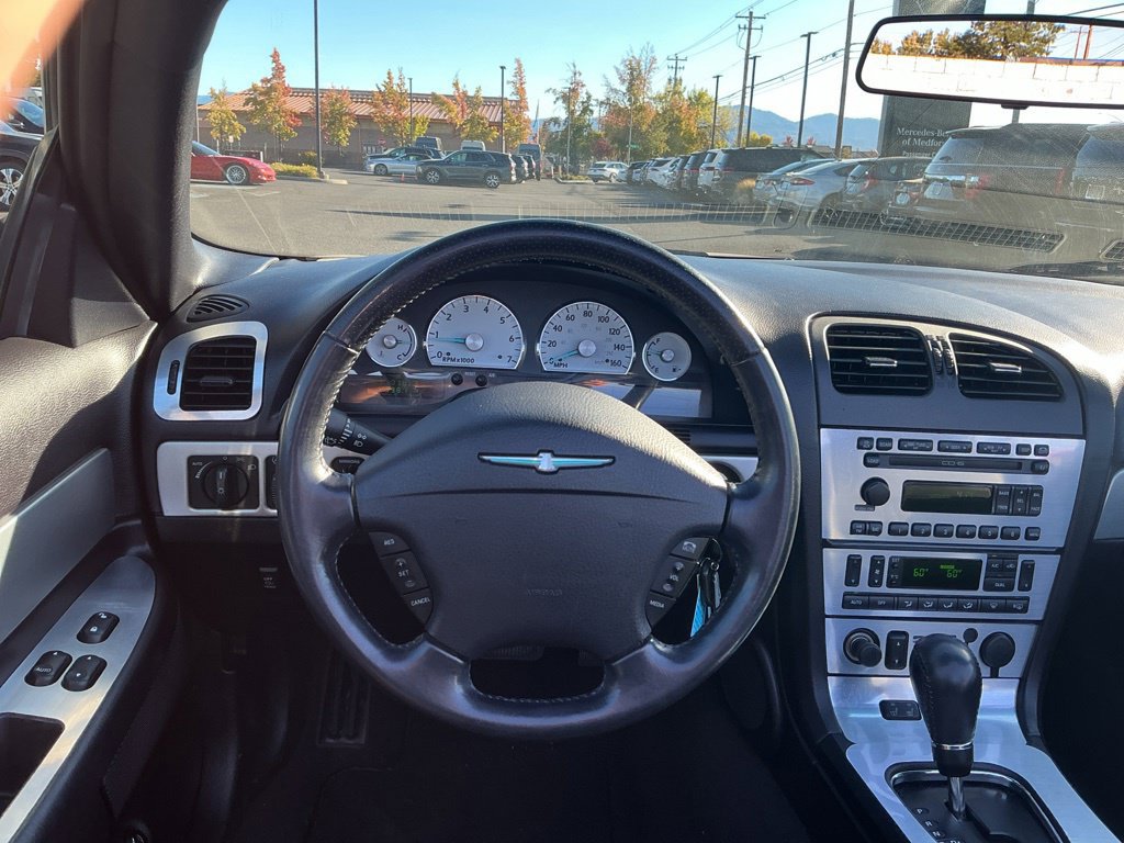 Used 2005 Ford Thunderbird RWD image 28
