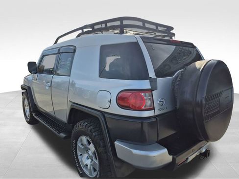 Used 2007 Toyota FJ Cruiser 4WD image 4