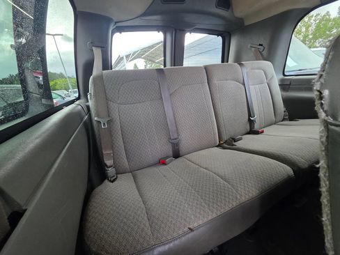 Used 2014 Chevrolet Express 3500 LT w/ LT Preferred Equipment Group RWD image 16