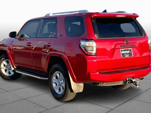 Used 2017 Toyota 4Runner SR5 Premium image 10