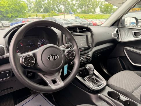 Used 2020 Kia Soul LX FWD image 9