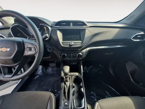 Used 2022 Chevrolet TrailBlazer LT AWD/4WD image 10