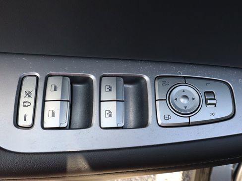 Used 2024 Hyundai Palisade SEL w/ Premium Package image 14