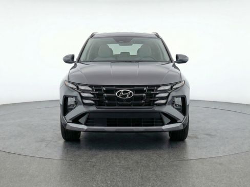 Used 2025 Hyundai Tucson SEL FWD image 2