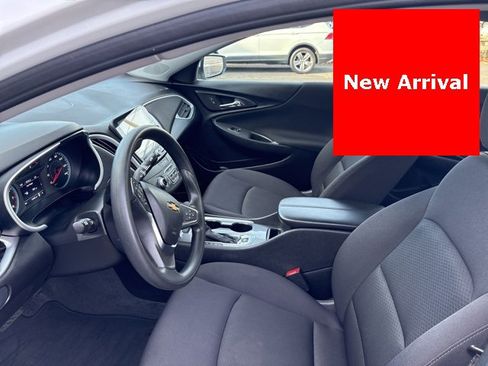 Used 2024 Chevrolet Malibu LT image 10
