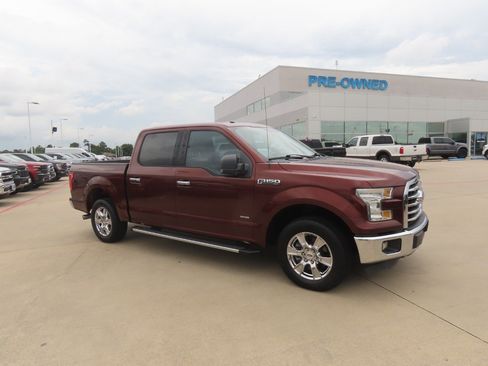 Used 2015 Ford F150 XLT w/ Equipment Group 302A Luxury RWD image 7