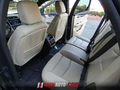 Used 2019 Cadillac XT5 FWD image 38