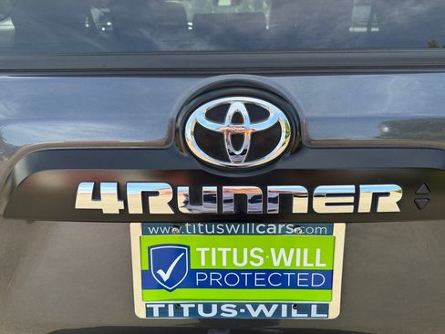 Used 2023 Toyota 4Runner TRD Off-Road Premium w/ Moonroof Package AWD/4WD image 36