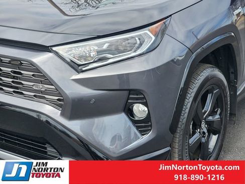 Used 2021 Toyota RAV4 XSE image 11