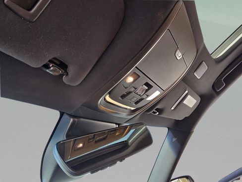 Used 2021 Lexus LS 500 w/ Accessory Package (Z2) image 14