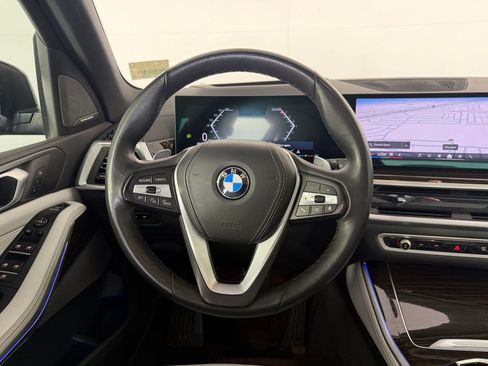 Used 2024 BMW X5 xDrive40i w/ Premium Package AWD/4WD image 16