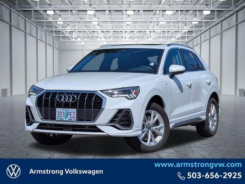 Used 2023 Audi Q3 2.0T Premium w/ Convenience Package AWD/4WD image 1