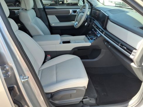Certified 2026 Hyundai Santa Fe SEL FWD image 11