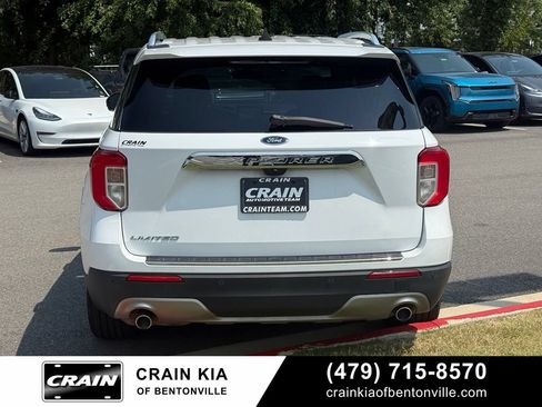 Used 2021 Ford Explorer Limited w/ Equipment Group 301A RWD image 6