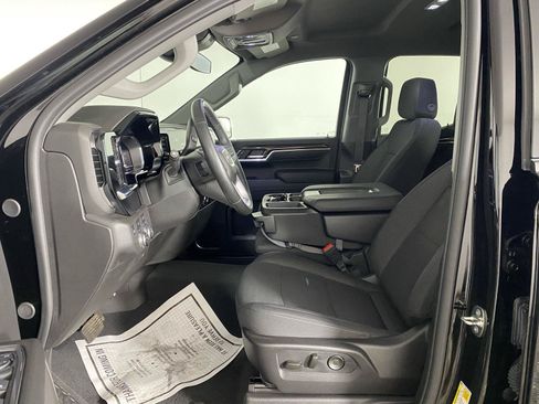 Used 2024 GMC Sierra 1500 Elevation AWD/4WD image 19