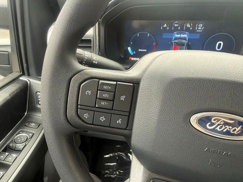 New 2026 Ford F250 XLT w/ XLT Premium Package AWD/4WD image 16
