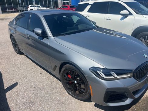 Used 2023 BMW 540i w/ M Sport Package RWD image 2