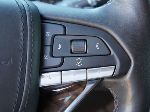 Used 2023 Cadillac Escalade Premium Luxury Platinum image 16