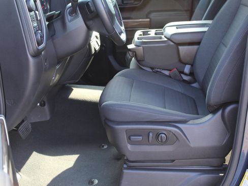 Used 2022 Chevrolet Silverado 1500 LT image 5