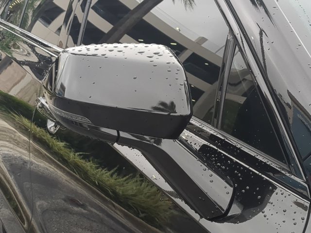 Used 2024 Cadillac XT4 Sport FWD image 12