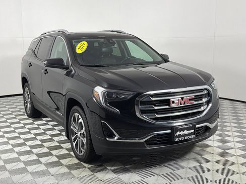 Used 2019 GMC Terrain SLT w/ Preferred Package AWD/4WD image 3