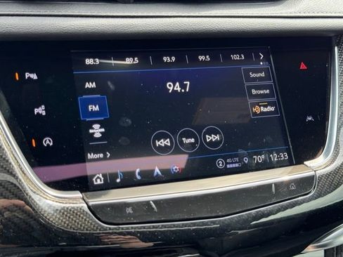 New 2025 Cadillac XT6 Sport w/ Technology Package image 31