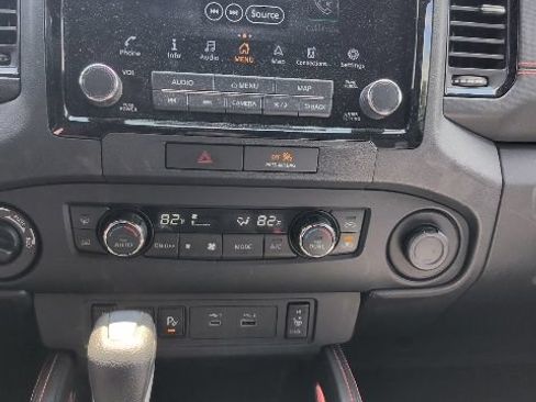Used 2023 Nissan Frontier PRO-4X w/ Pro-4X Premium Package AWD/4WD image 13