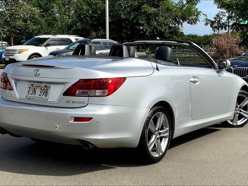 Used 2015 Lexus IS 250C image 10