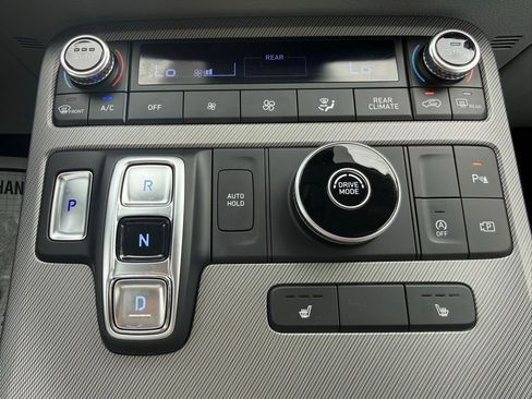 Used 2023 Hyundai Palisade SEL image 28