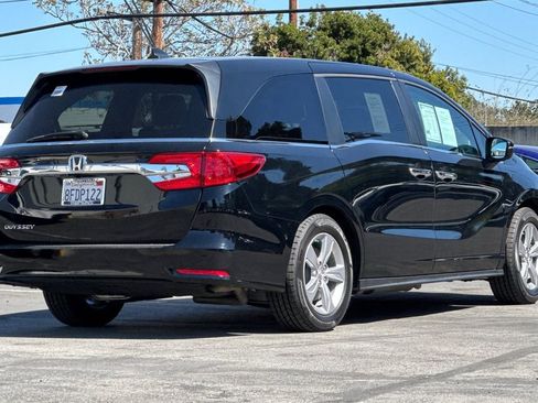 Used 2018 Honda Odyssey EX-L image 3