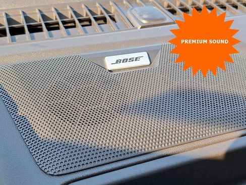 Used 2024 Chevrolet Colorado LT w/ LT Convenience Package II image 15