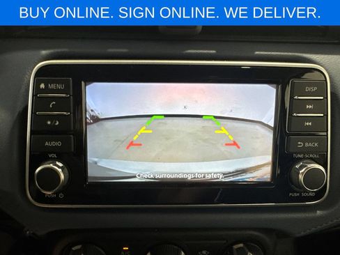 Used 2025 Nissan Versa SV FWD image 11