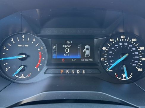 Used 2020 Ford Edge SE image 14