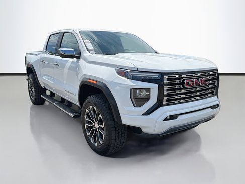 Used 2023 GMC Canyon Denali AWD/4WD image 2
