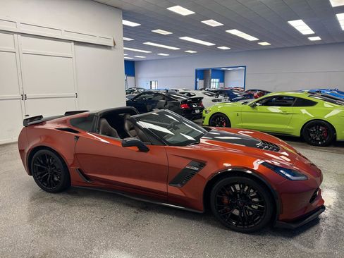 Used 2016 Chevrolet Corvette Z06 w/ 3LZ Preferred Equipment Group image 5