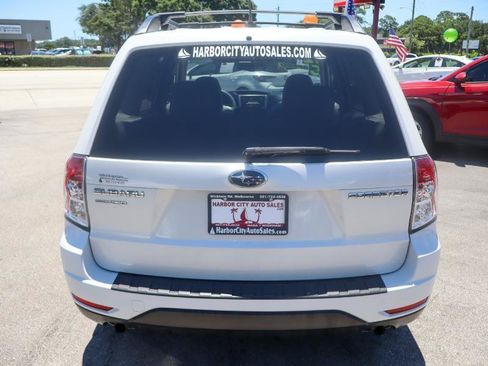 Used 2012 Subaru Forester 2.5X Premium w/ Popular Pkg 1 AWD/4WD image 4