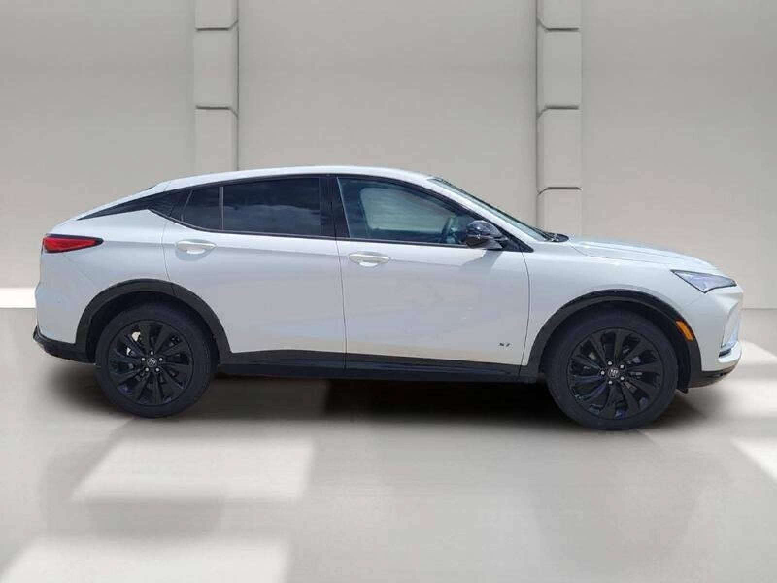New 2026 Buick Envista Sport Touring w/ Convenience I Package FWD image 4
