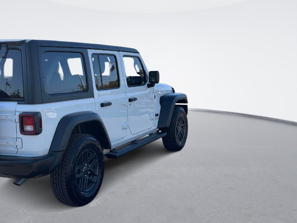 Used 2024 Jeep Wrangler Unlimited Sport AWD/4WD image 5