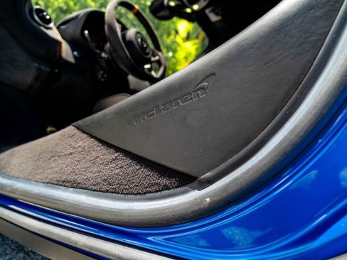 Used 2019 McLaren 600LT RWD image 51