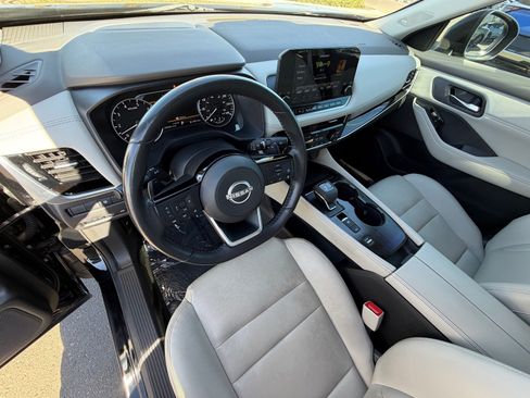 Used 2023 Nissan Rogue SL w/ SL Premium Package FWD image 16