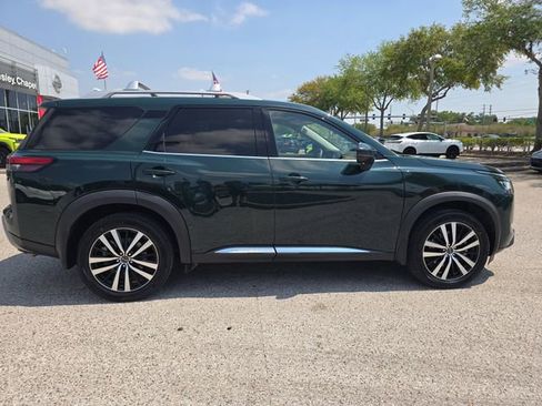 Certified 2024 Nissan Pathfinder Platinum w/ Cargo Package image 8