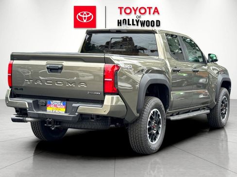 New 2025 Toyota Tacoma TRD Off-Road image 4