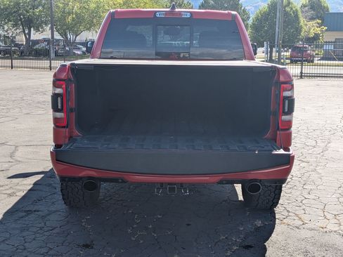 Used 2022 RAM 1500 Laramie AWD/4WD image 32