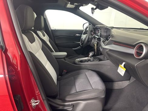 New 2026 Chevrolet Trax RS w/ Sunroof Package image 14