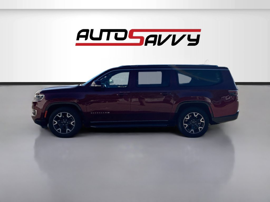 Used 2024 Jeep Wagoneer L Series III w/ Flexible Seating Group AWD/4WD image 4