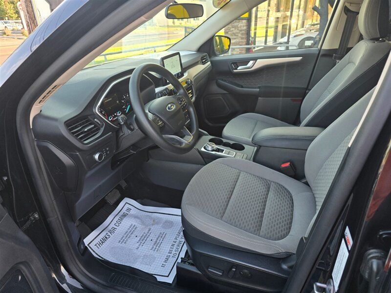 Used 2020 Ford Escape SE AWD/4WD image 9