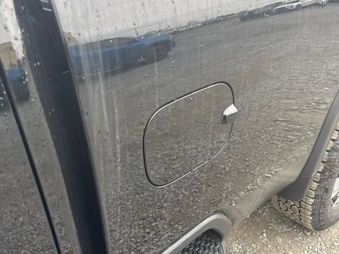 New 2025 GMC Sierra 2500 Denali w/ Denali Reserve Package image 4