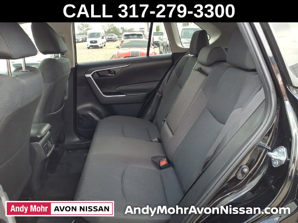 Used 2025 Toyota RAV4 LE AWD/4WD image 34