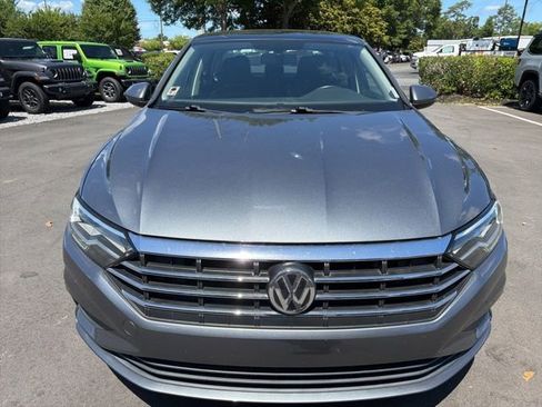 Used 2019 Volkswagen Jetta SE FWD image 8