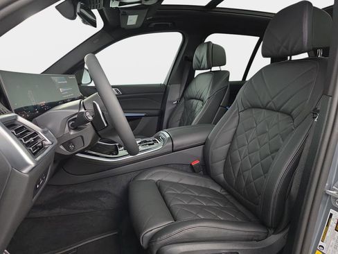 New 2026 BMW X5 xDrive50e w/ M Sport Package image 15